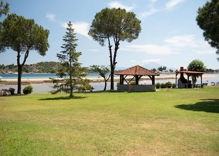 Bay Leaves * Vourvourou